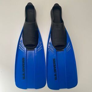 US Divers flippers.  Shoe size youth 12-13.  EUC.